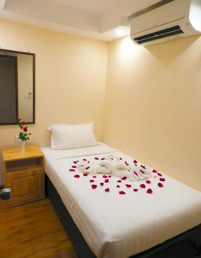 Backpacker Hostel (Adults Only) Yangon